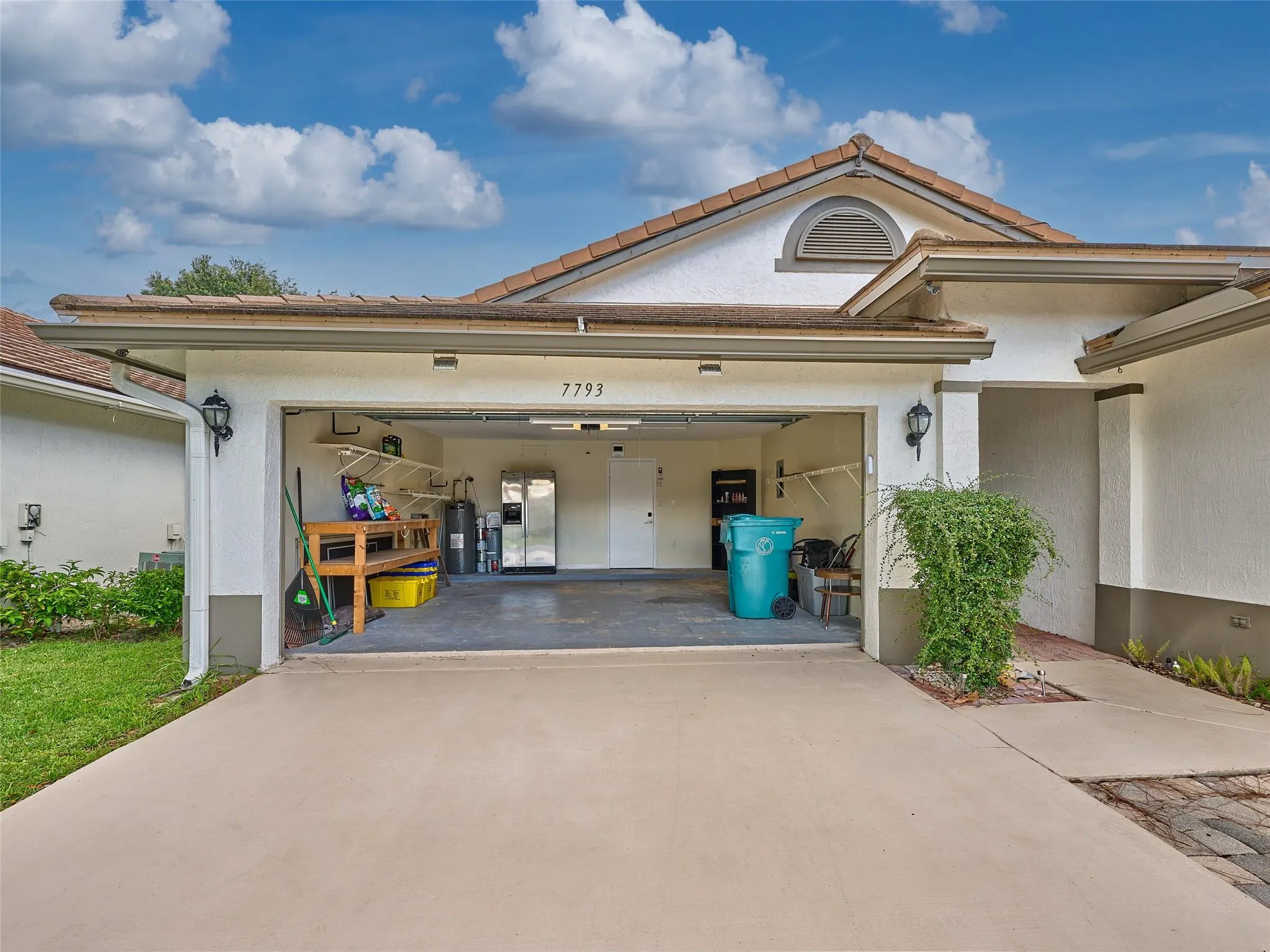 7793 Manor Forest Ln