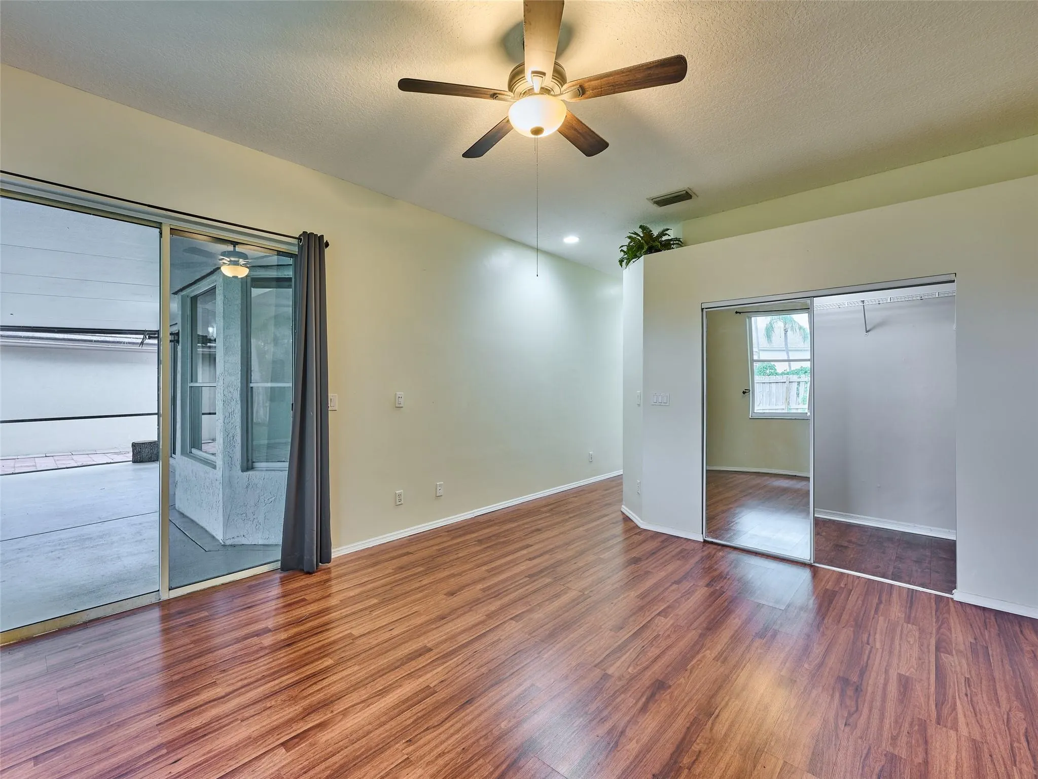 7793 Manor Forest Ln