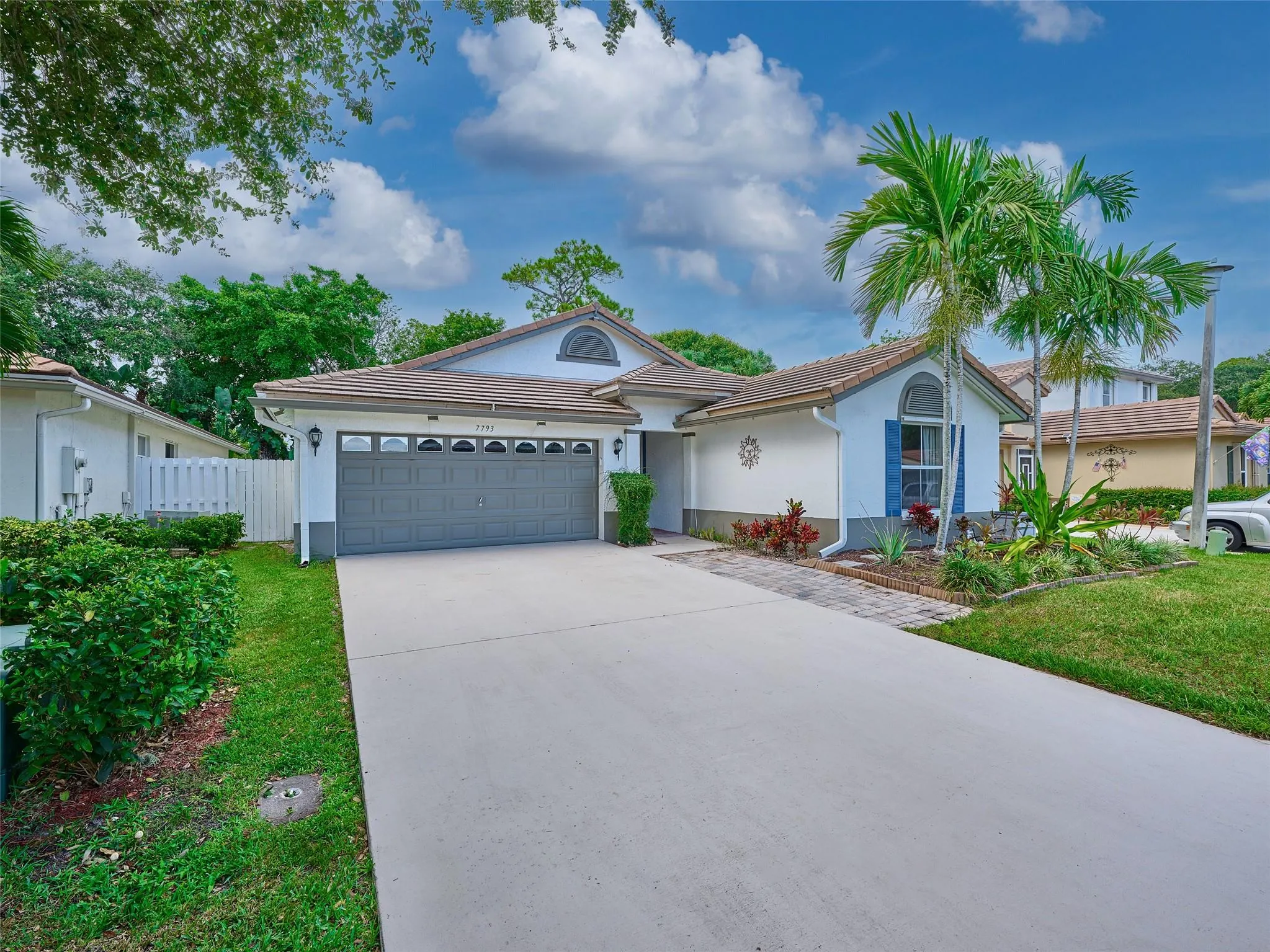 7793 Manor Forest Ln