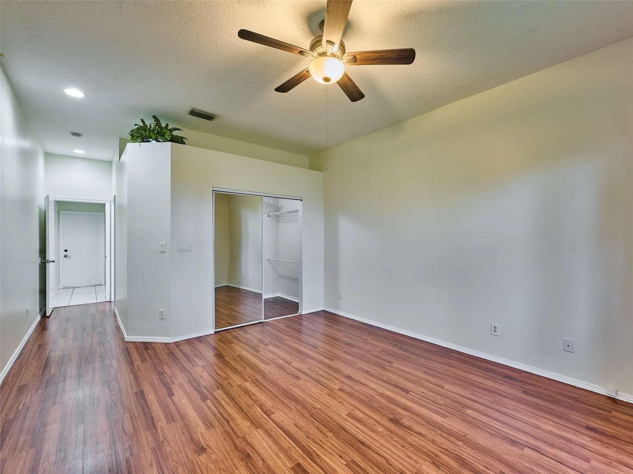 7793 Manor Forest Ln
