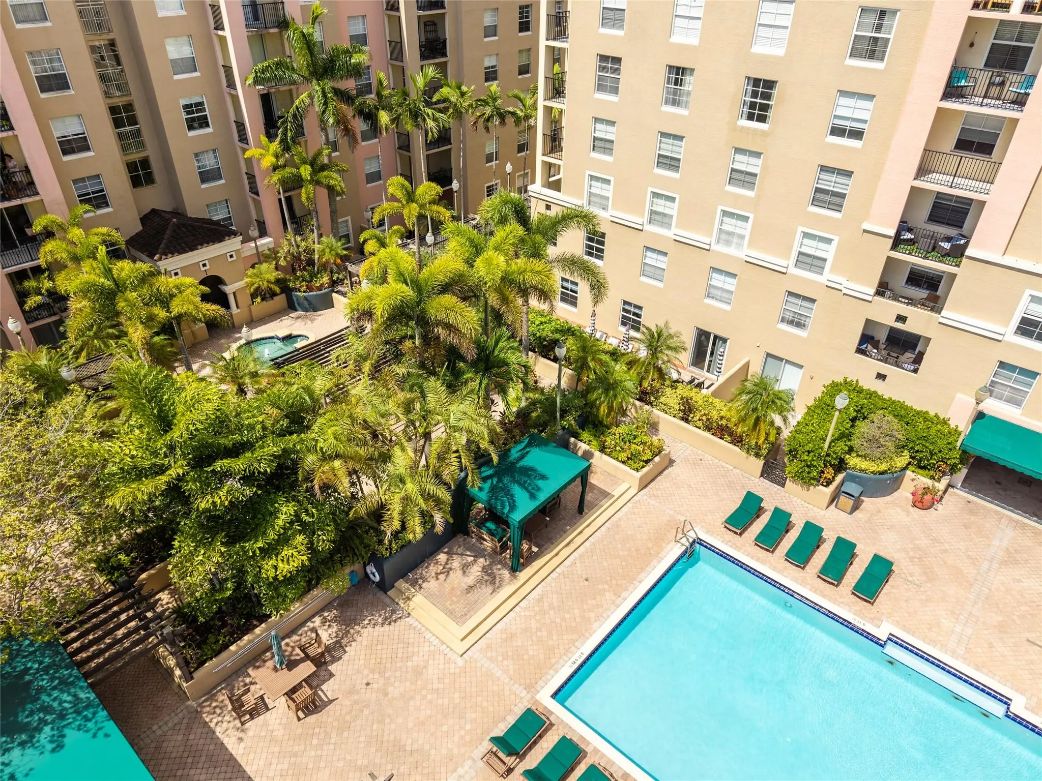 520 SE 5th Ave, #1504