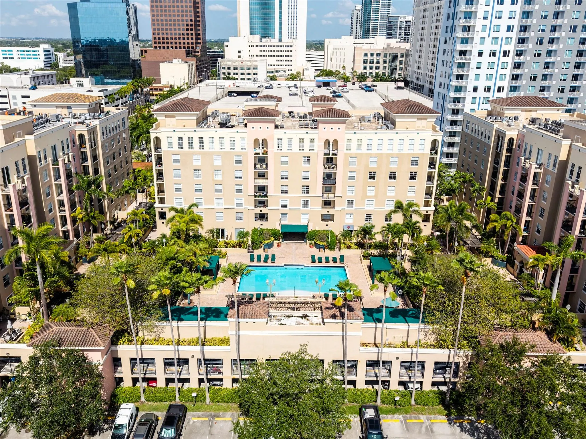 520 SE 5th Ave, #1504