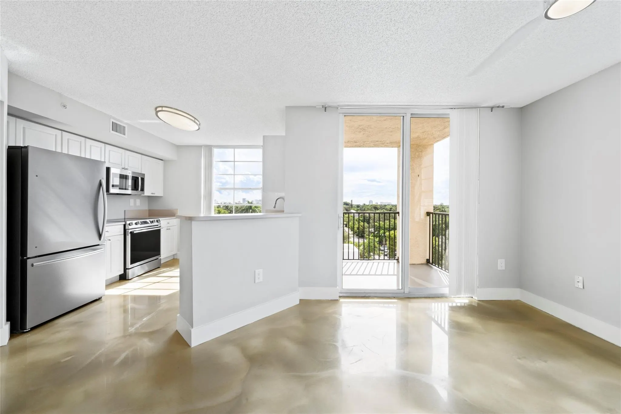 520 SE 5th Ave, #1504
