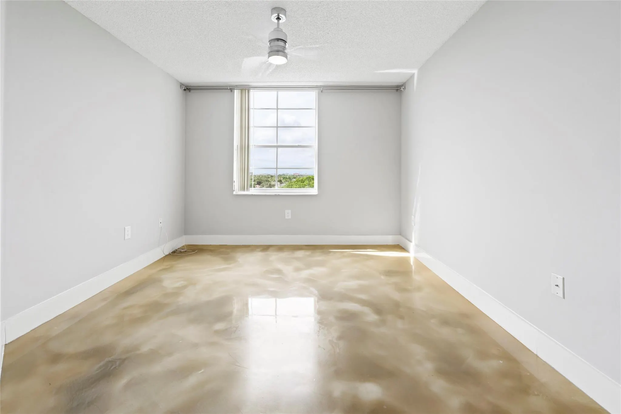 520 SE 5th Ave, #1504