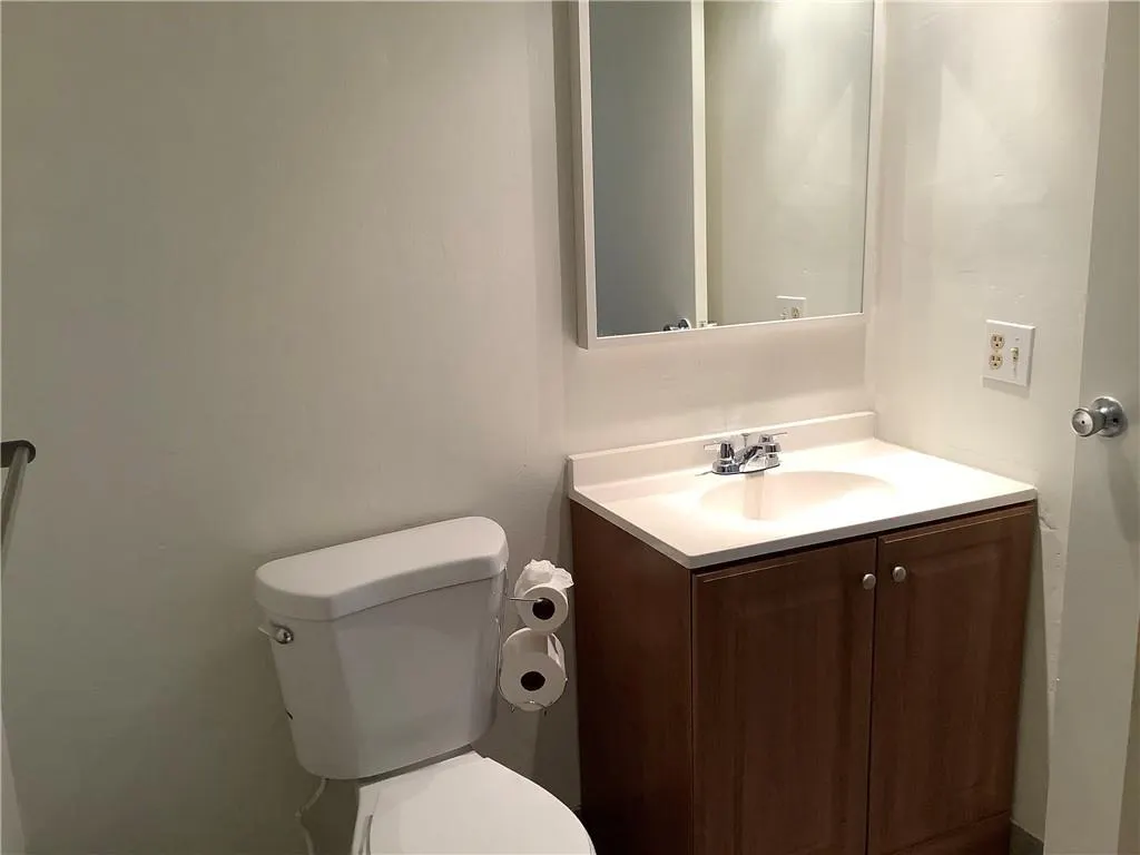 557 Monaco L, #557
