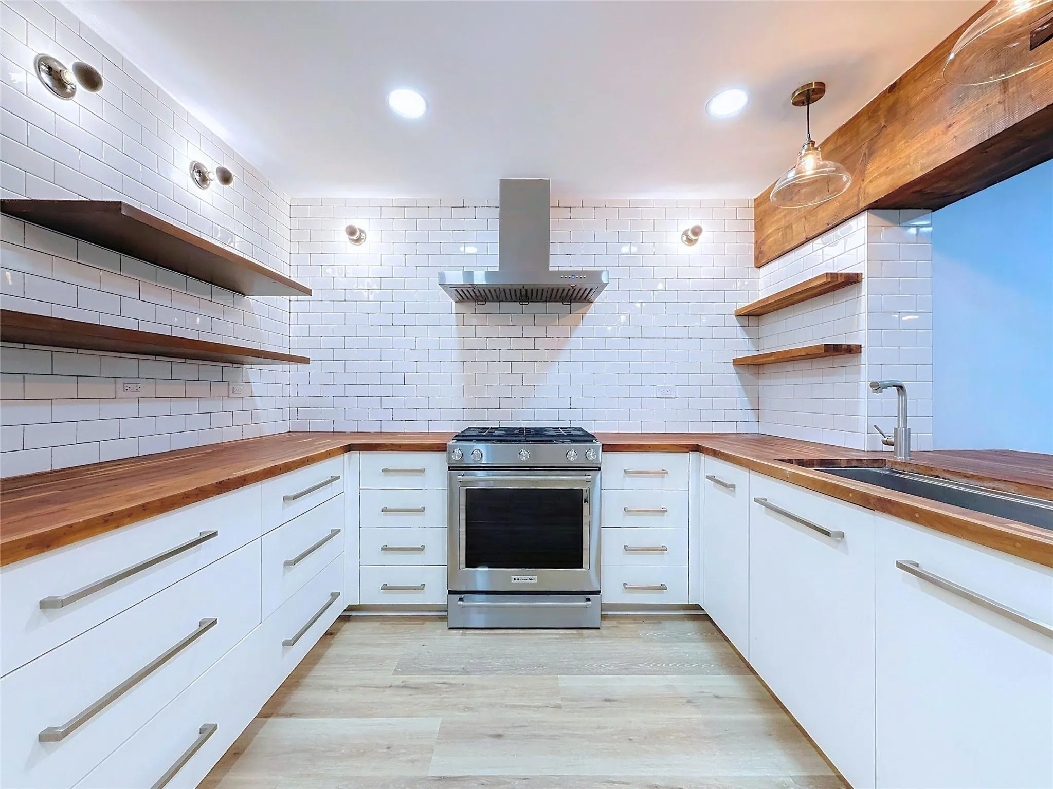 12 SW 13th Ct