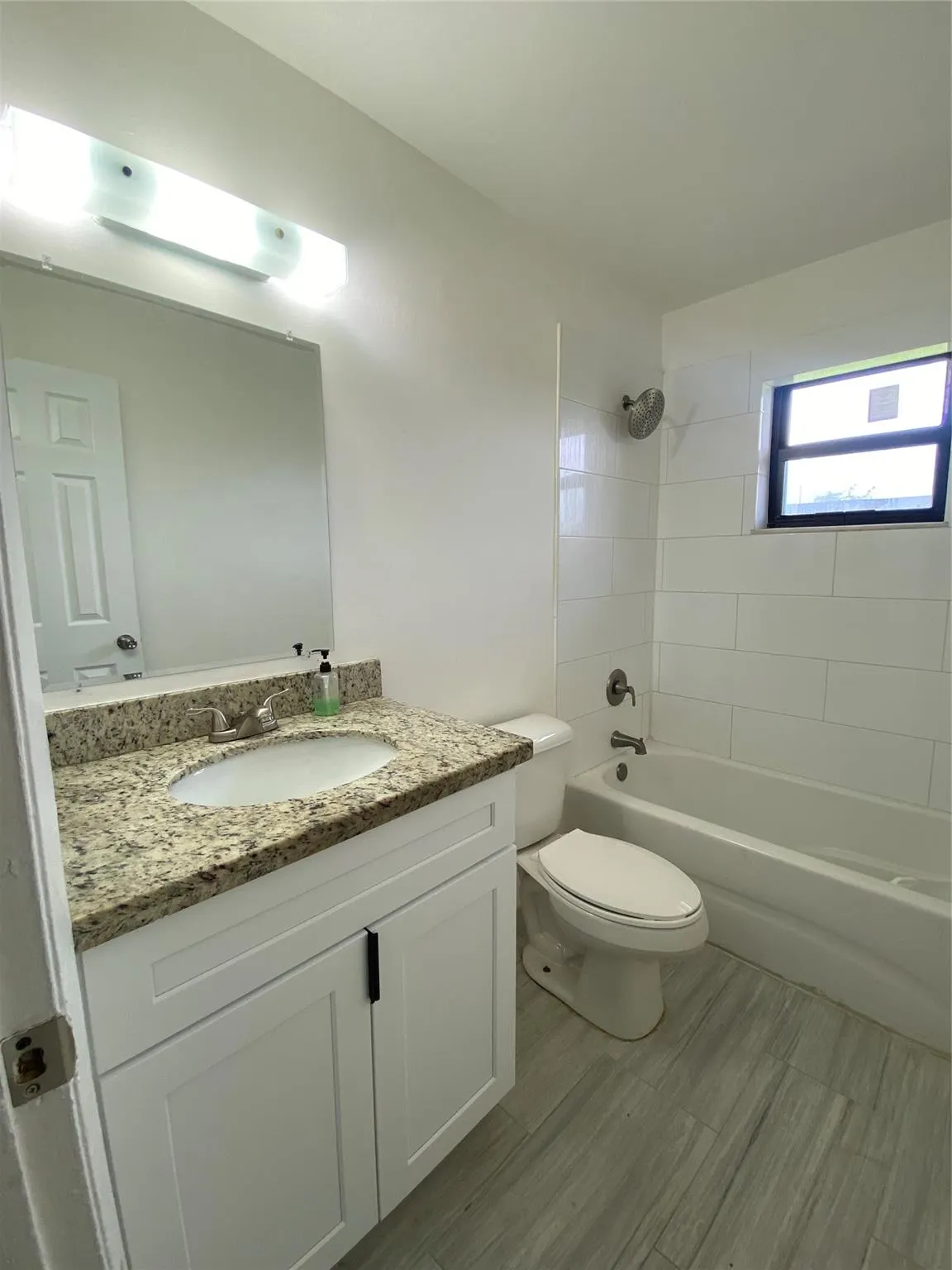 871 SW 8th Street, #B