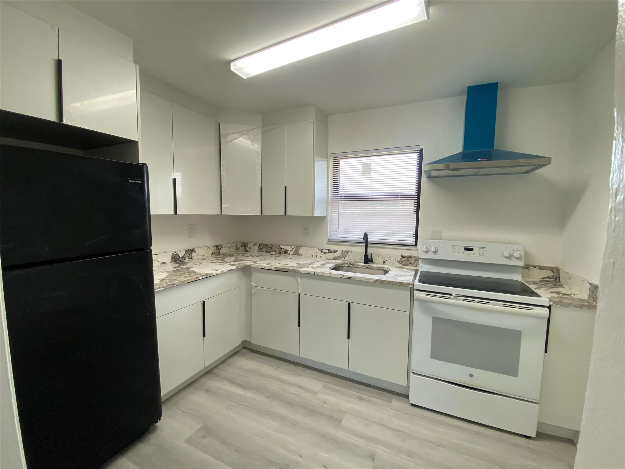 871 SW 8th Street, #B