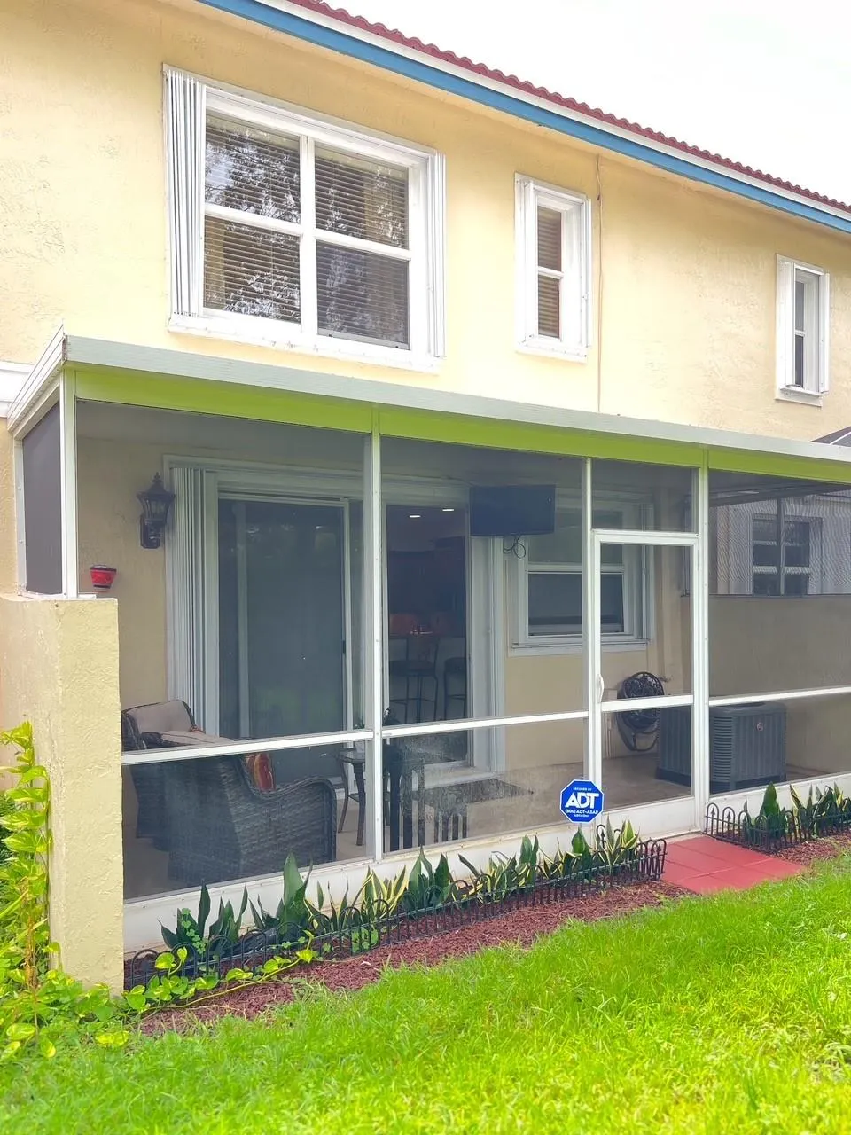 11609 NW 47th Dr
