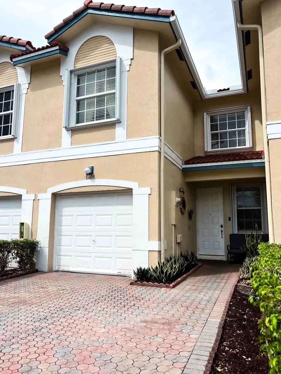 11609 NW 47th Dr