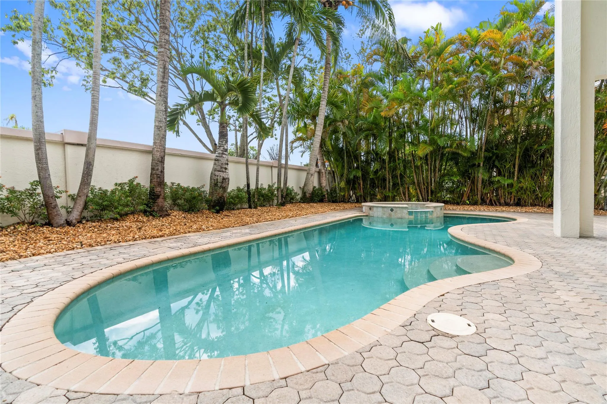1523 SW 161st Ave