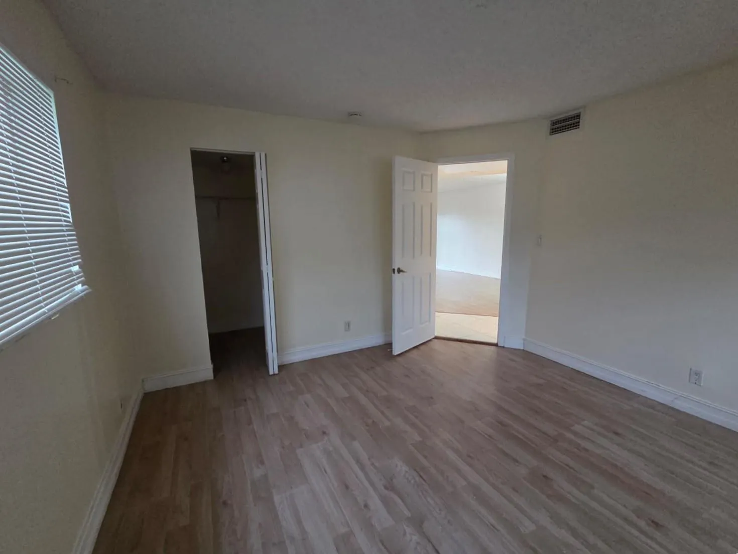 7901 S Colony Cir, #101