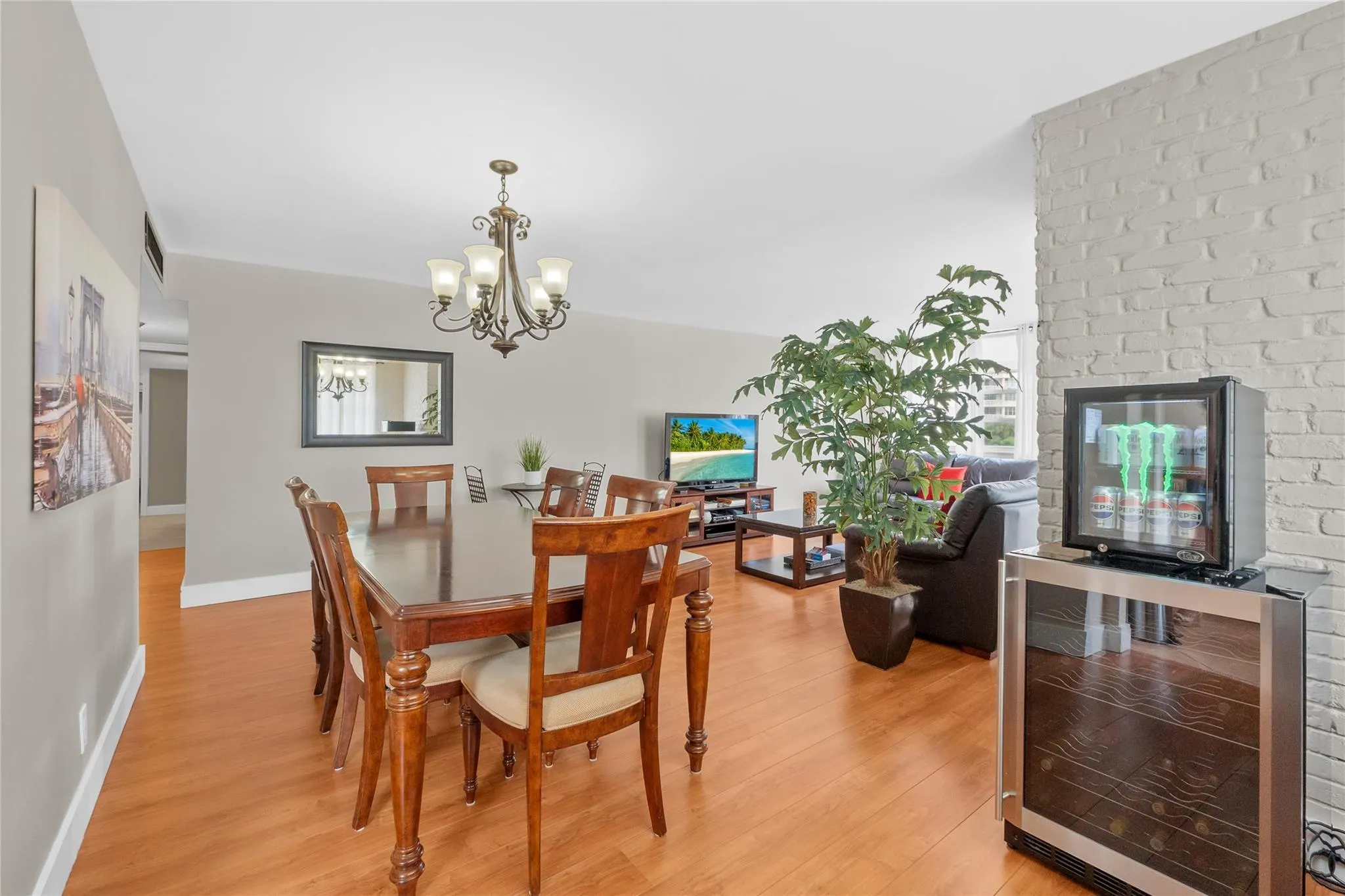 1849 S OCEAN DR, #215
