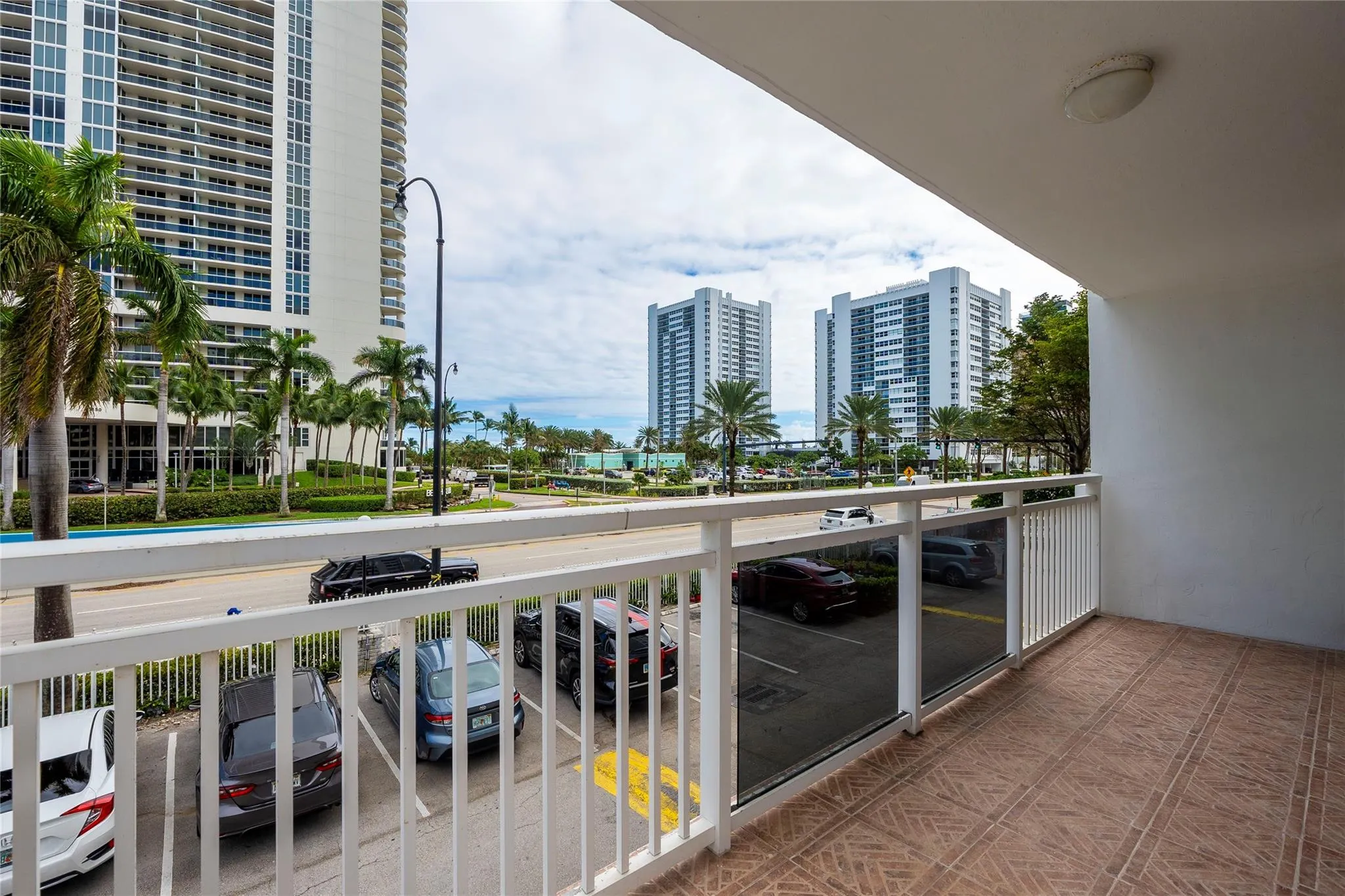 1849 S OCEAN DR, #215