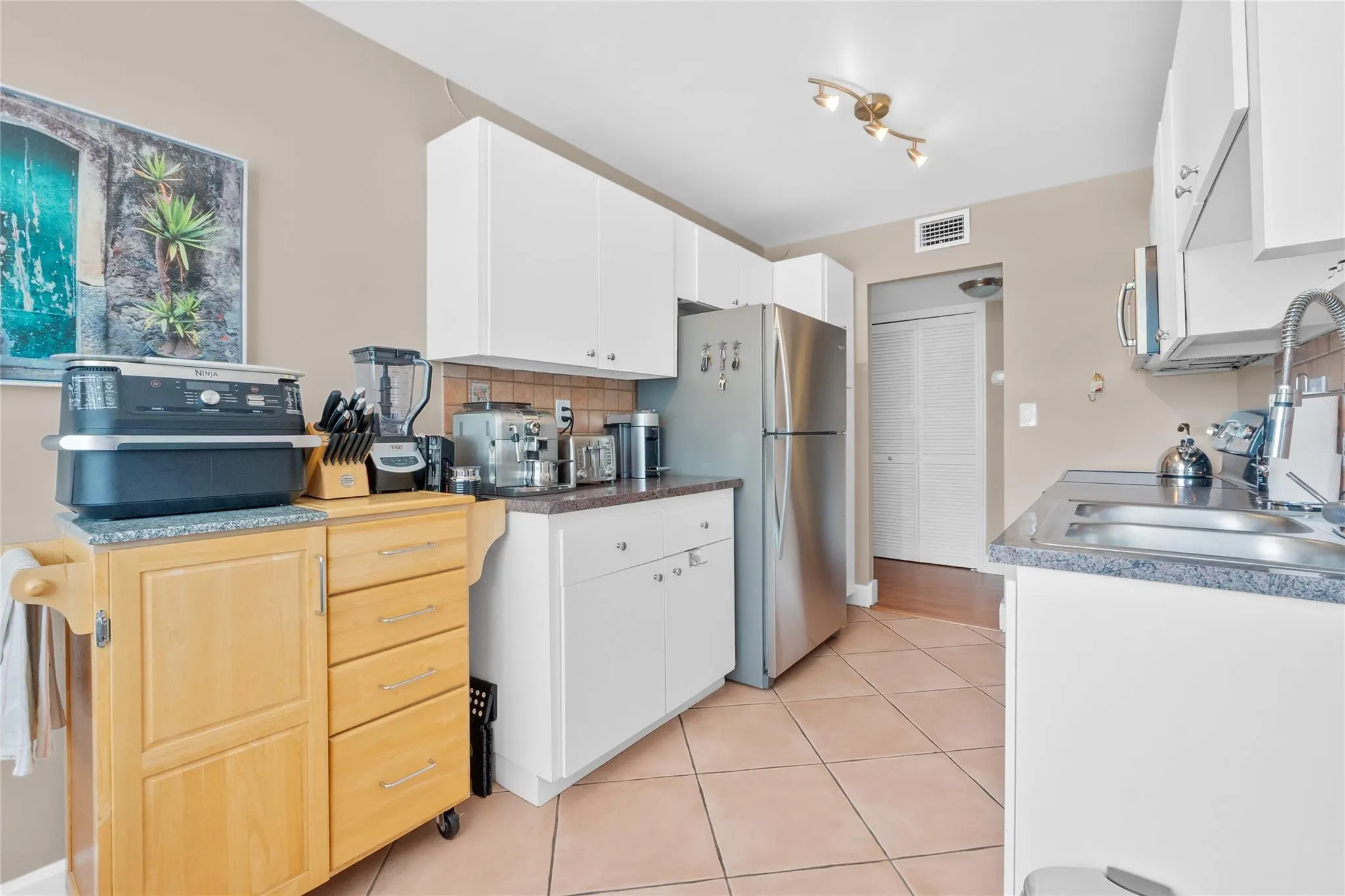 1849 S OCEAN DR, #215