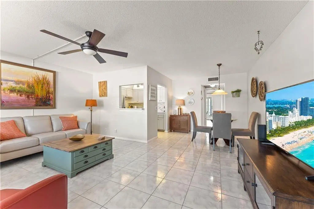 1088 Harwood F