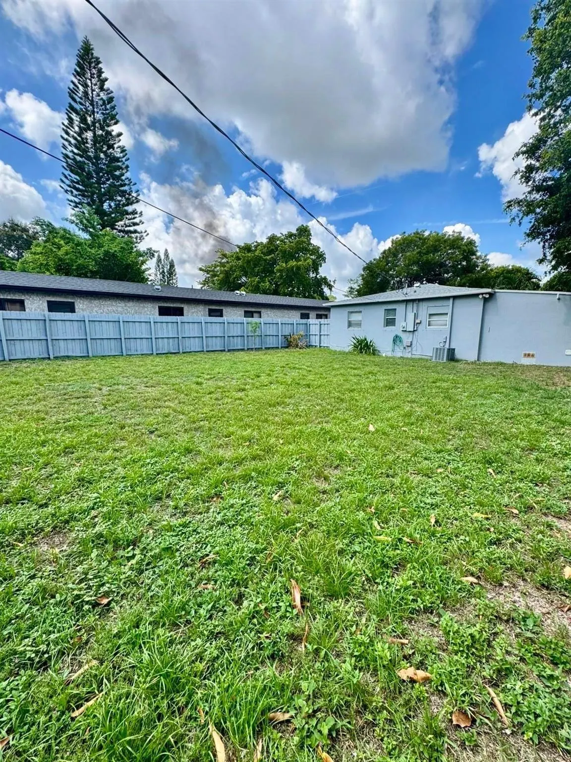 1128 NW 4th Ave