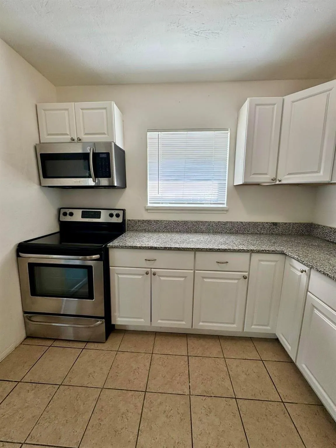 1128 NW 4th Ave