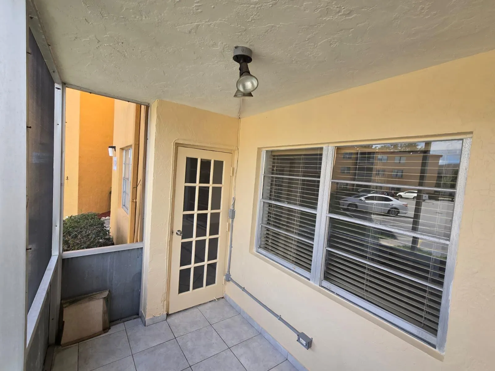 4374 NW 9th Ave, #17-1D