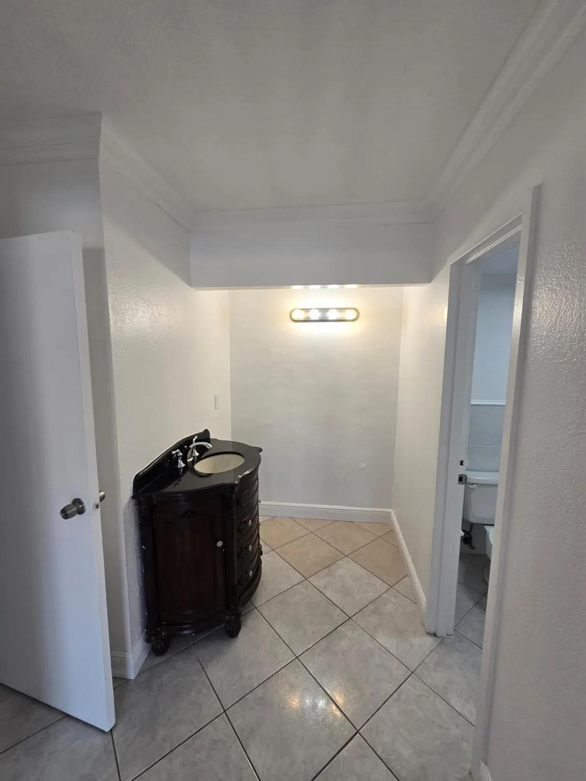 4374 NW 9th Ave, #17-1D
