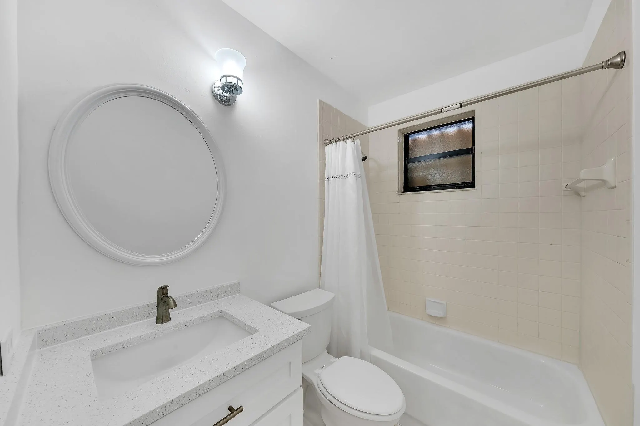 4111 Coral Tree Cir, #324