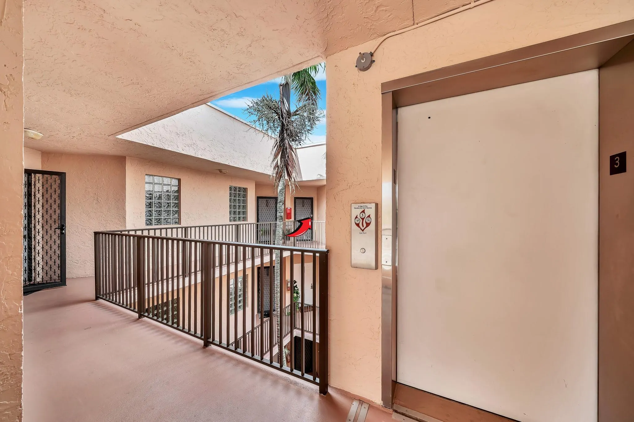 4111 Coral Tree Cir, #324