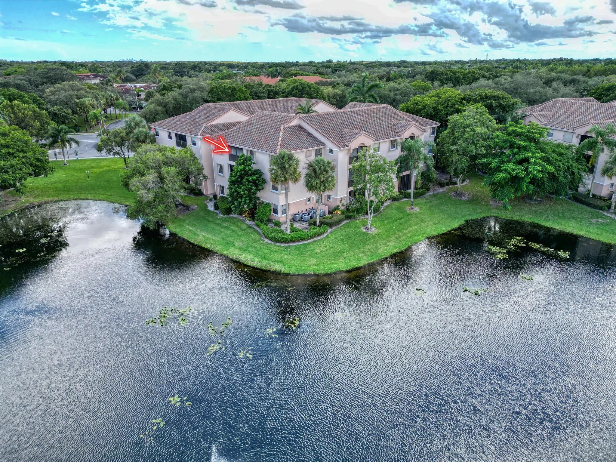 4111 Coral Tree Cir, #324