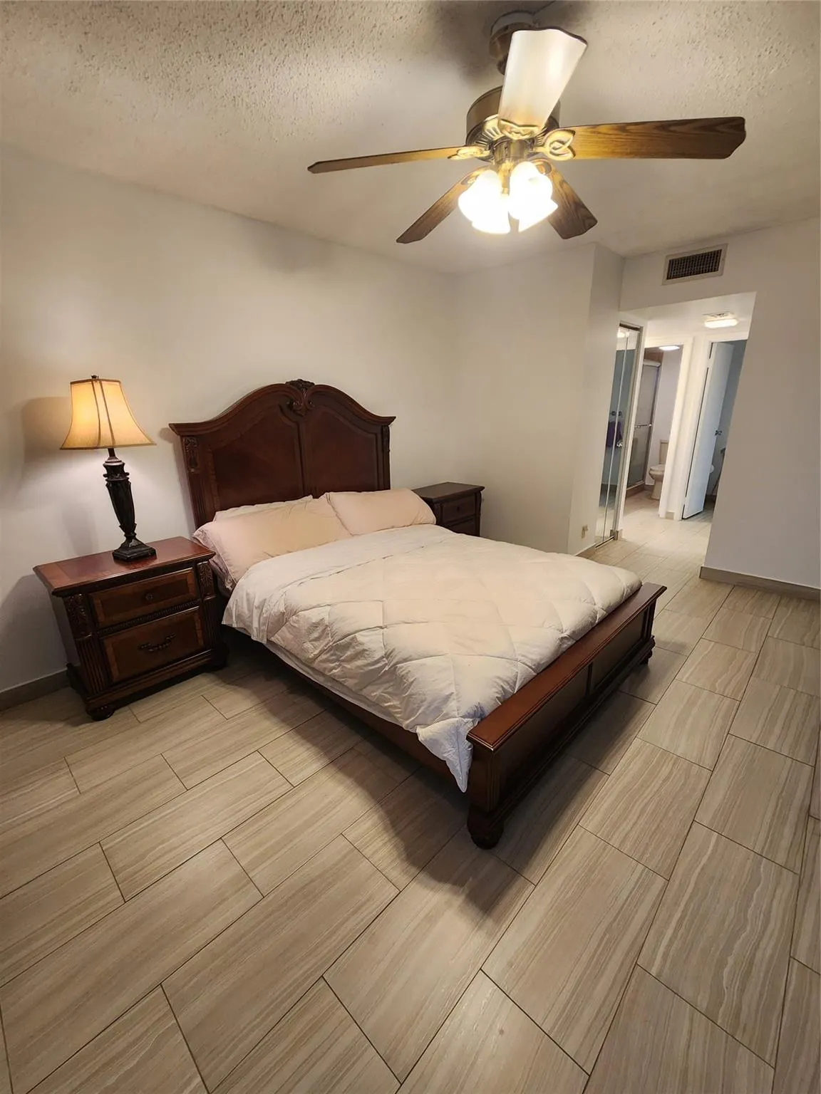 20379 W Country Club Dr, #2337