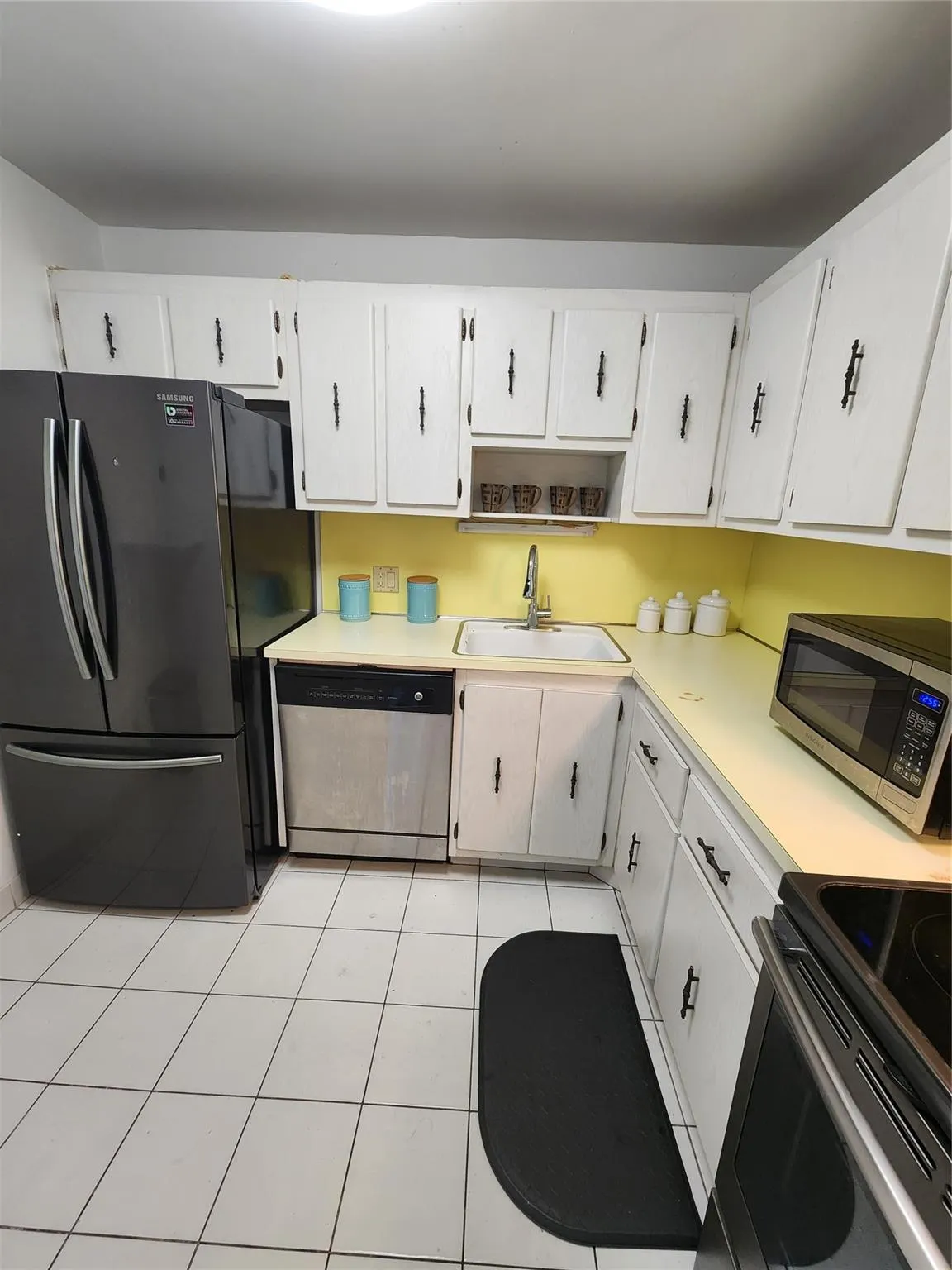 20379 W Country Club Dr, #2337