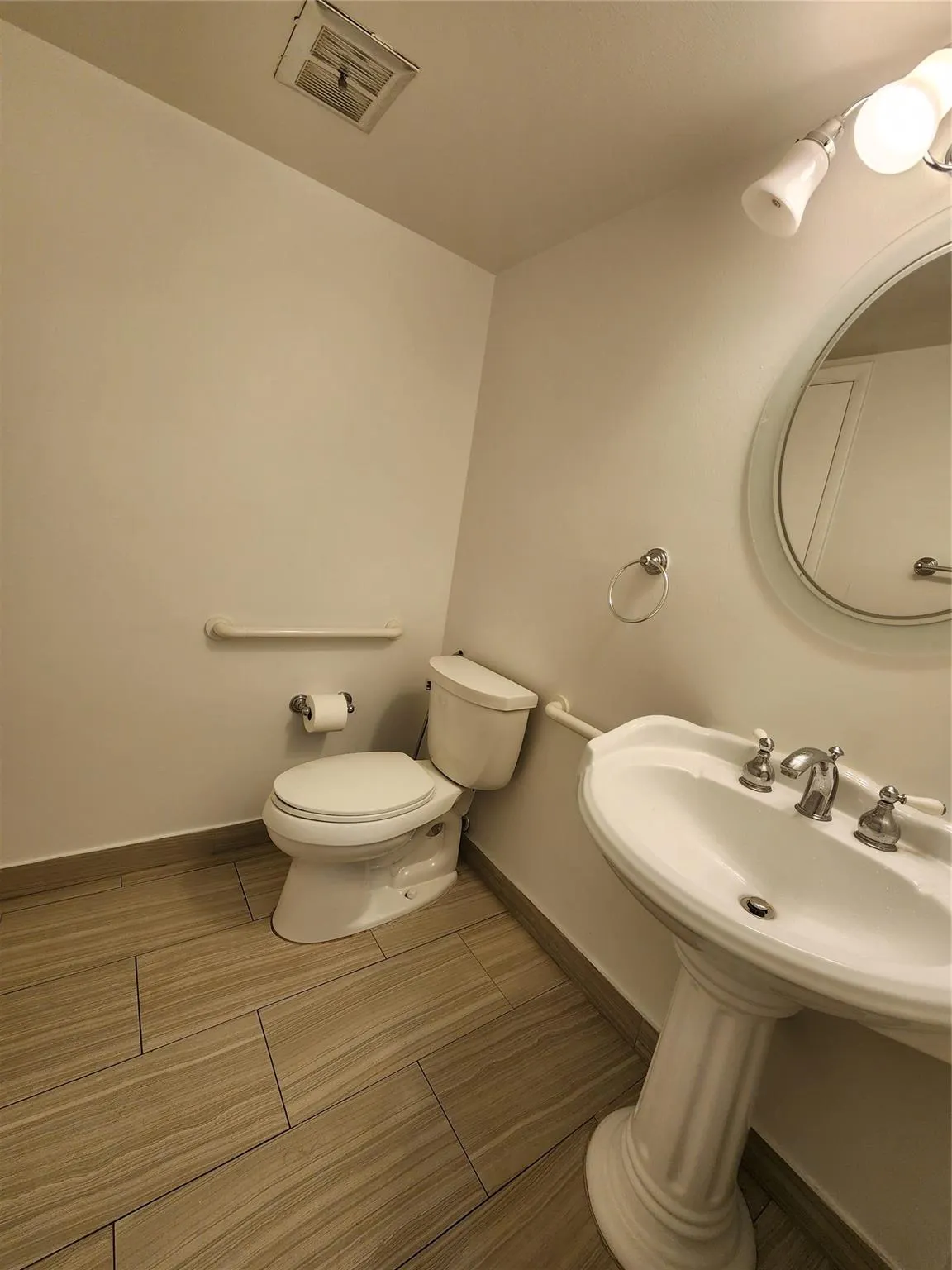 20379 W Country Club Dr, #2337