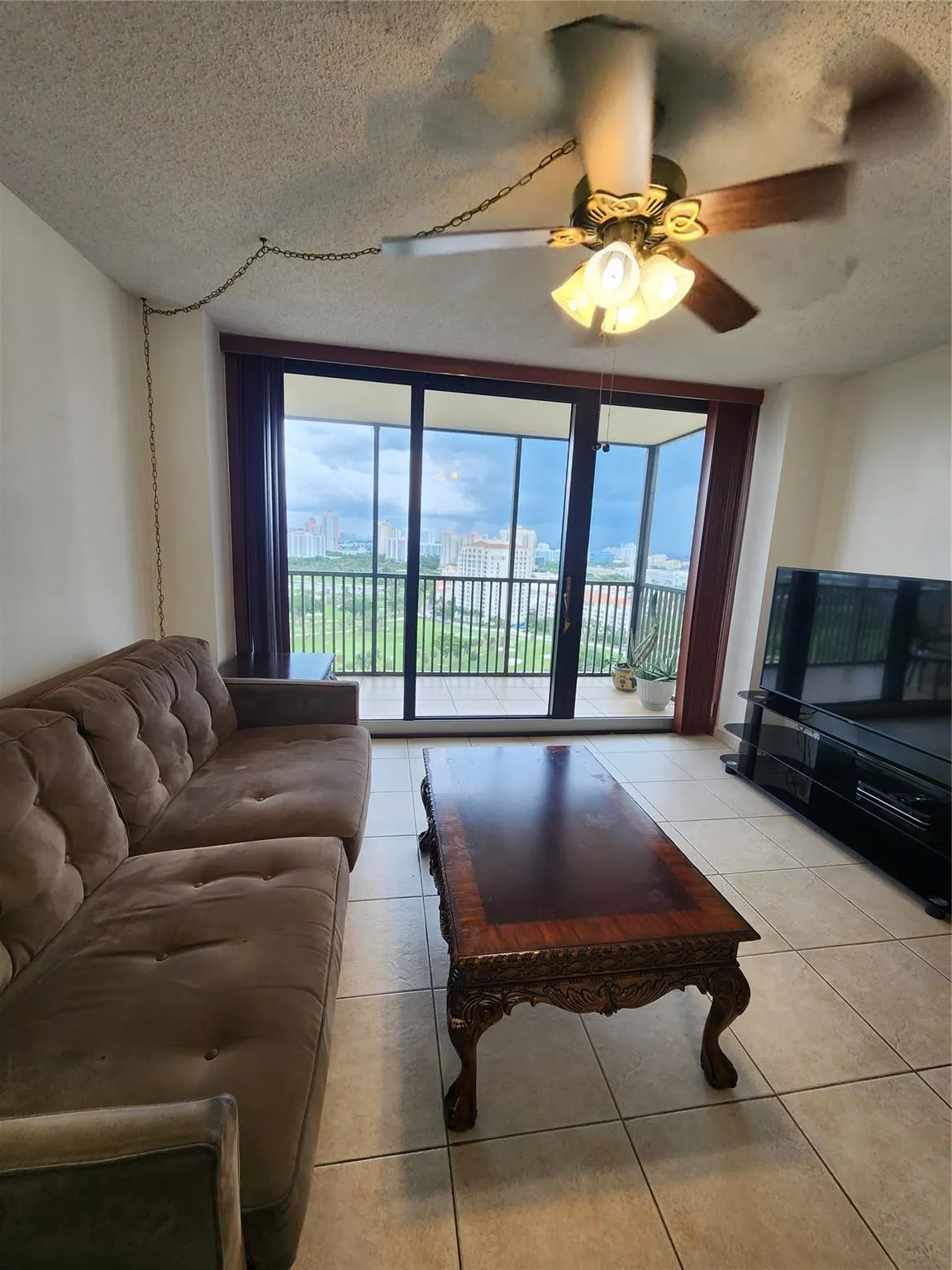 20379 W Country Club Dr, #2337