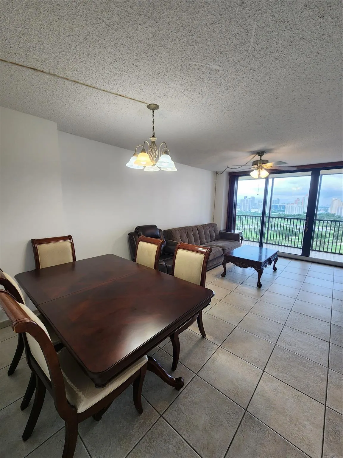 20379 W Country Club Dr, #2337