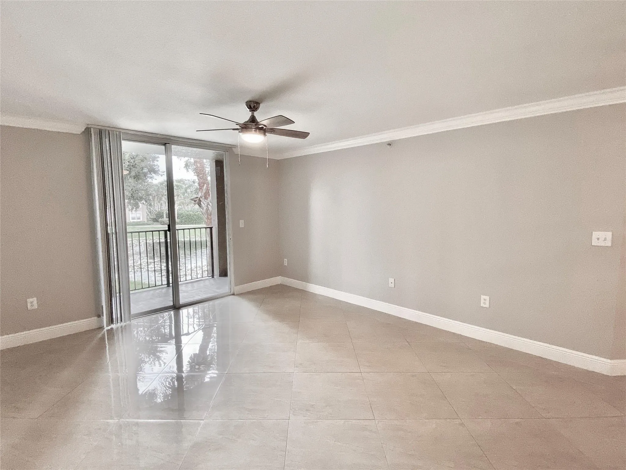 15035 Michelangelo Boulevard, #206