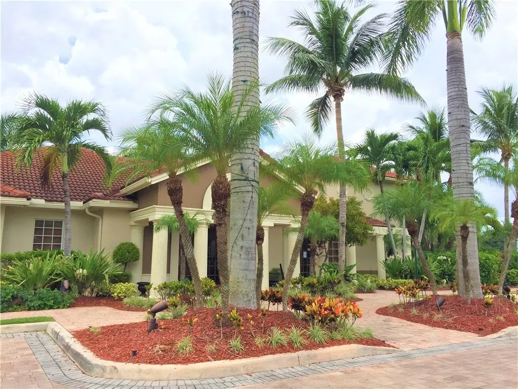 15035 Michelangelo Boulevard, #206