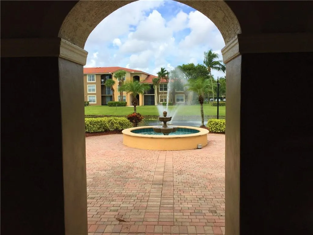 15035 Michelangelo Boulevard, #206