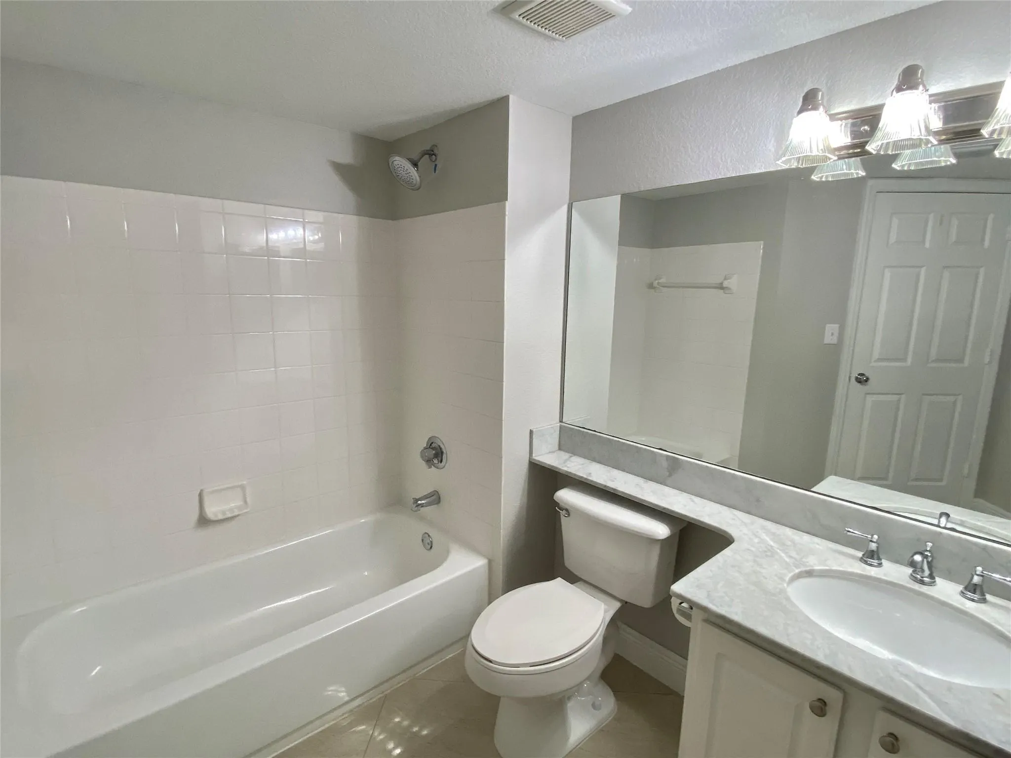15035 Michelangelo Boulevard, #206
