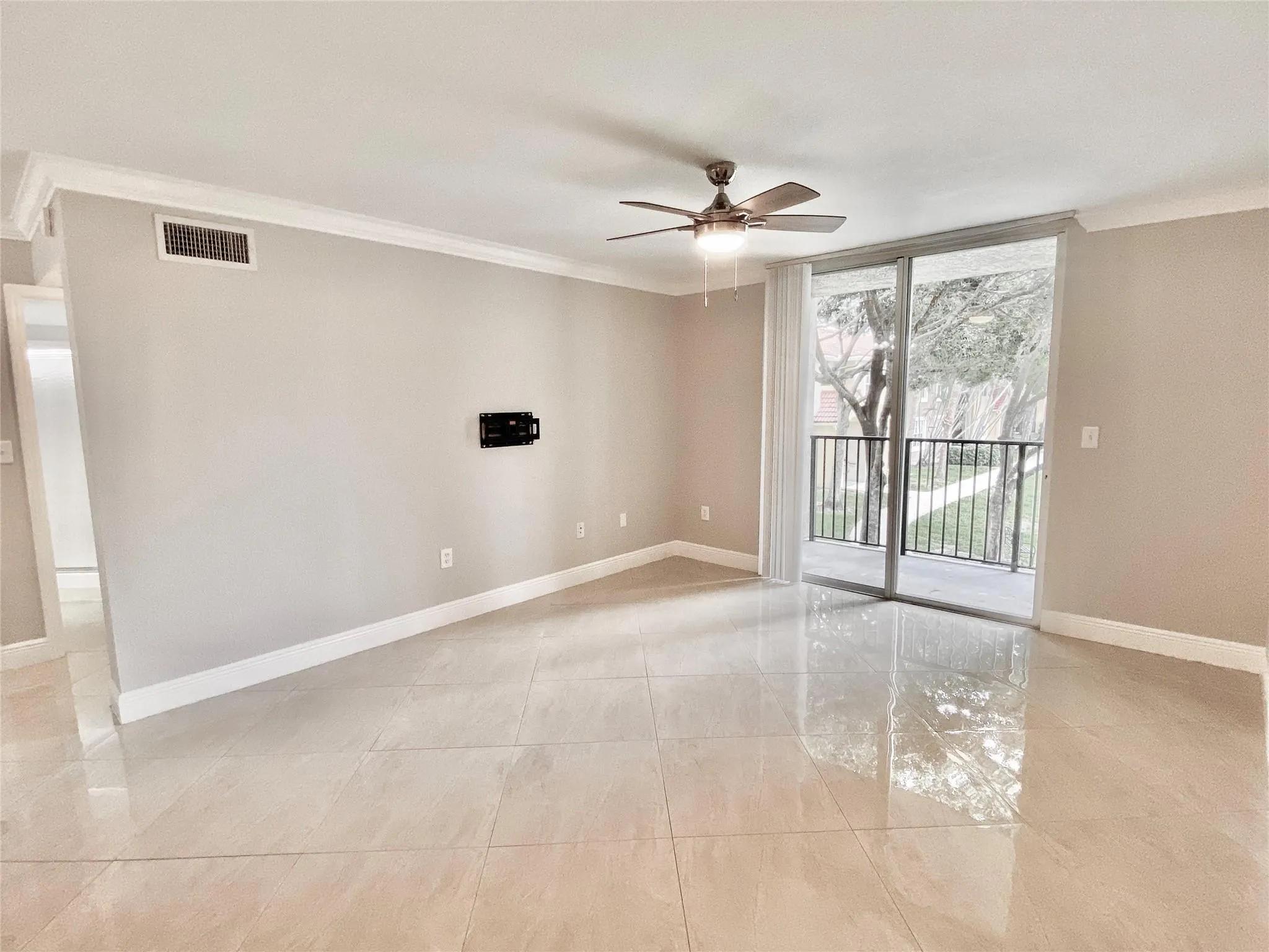 15035 Michelangelo Boulevard, #206