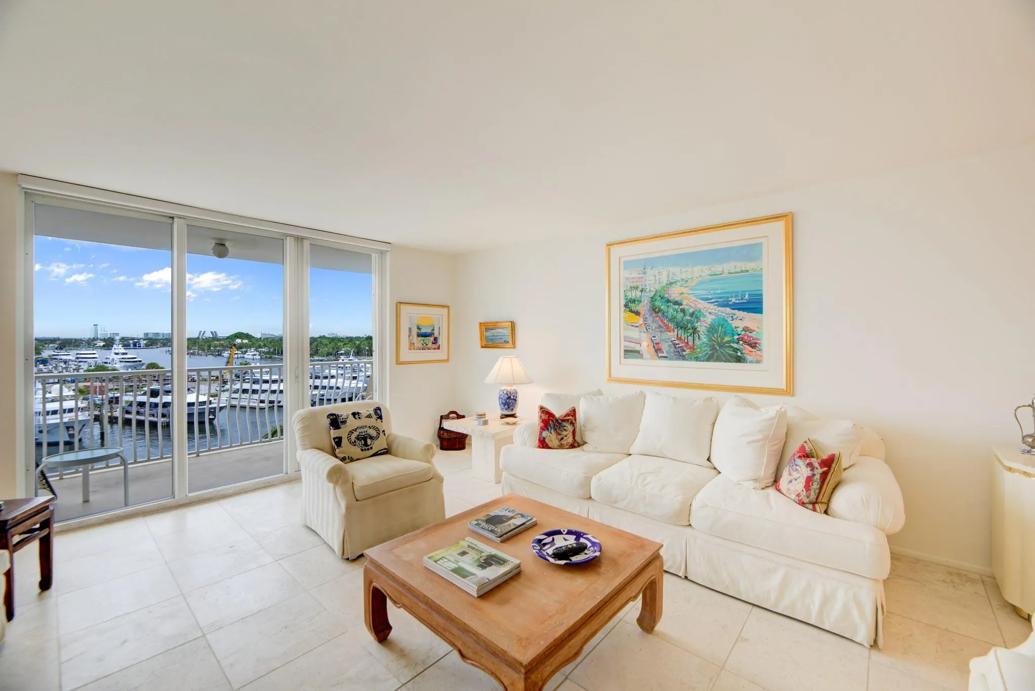 1 Las Olas Circle, #512