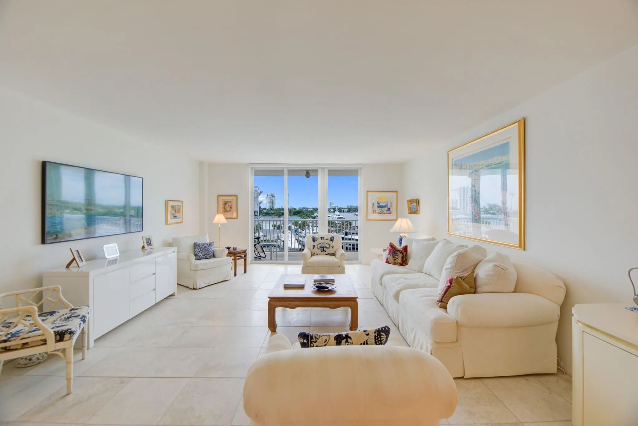 1 Las Olas Circle, #512