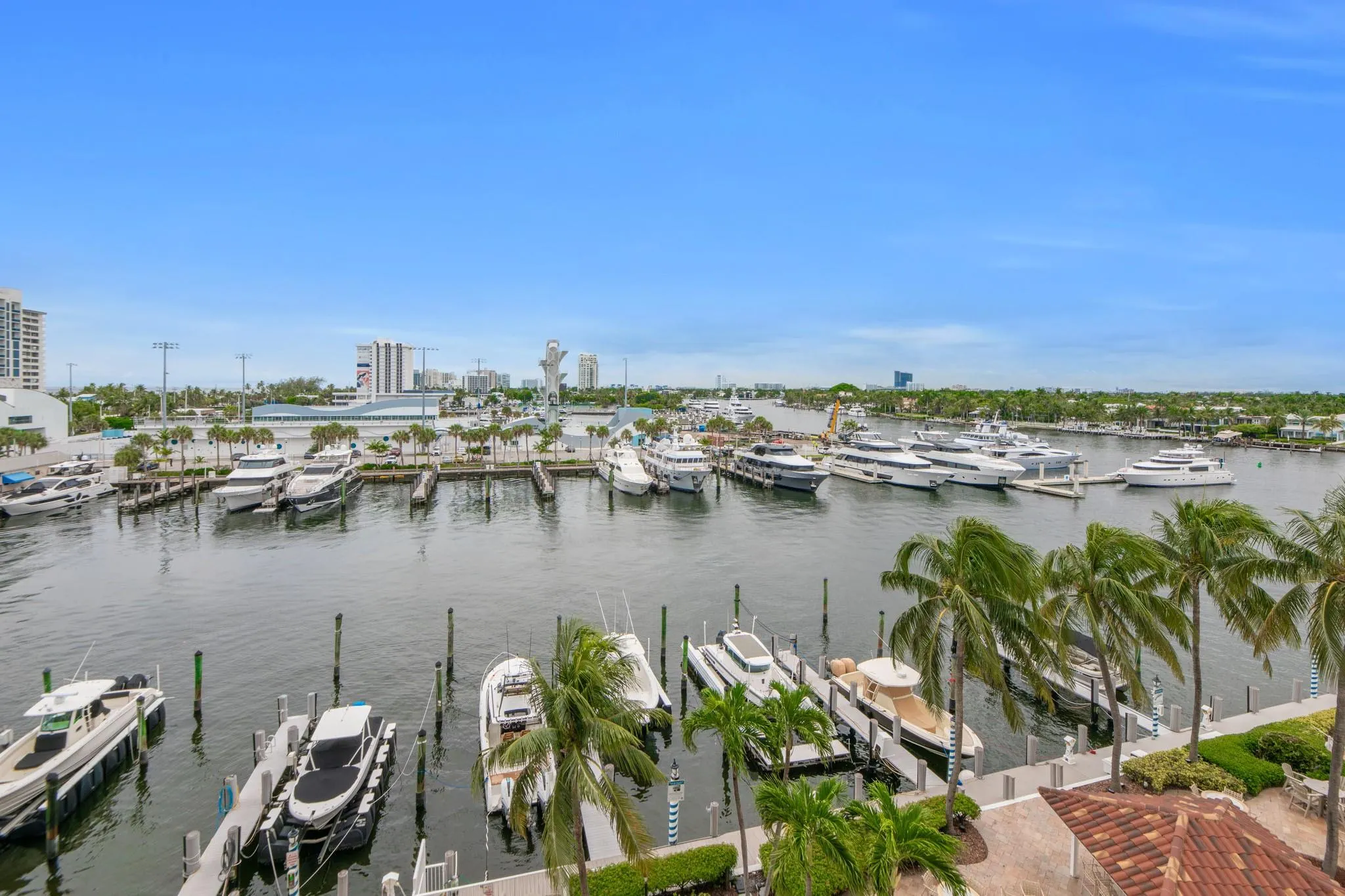 1 Las Olas Circle, #512
