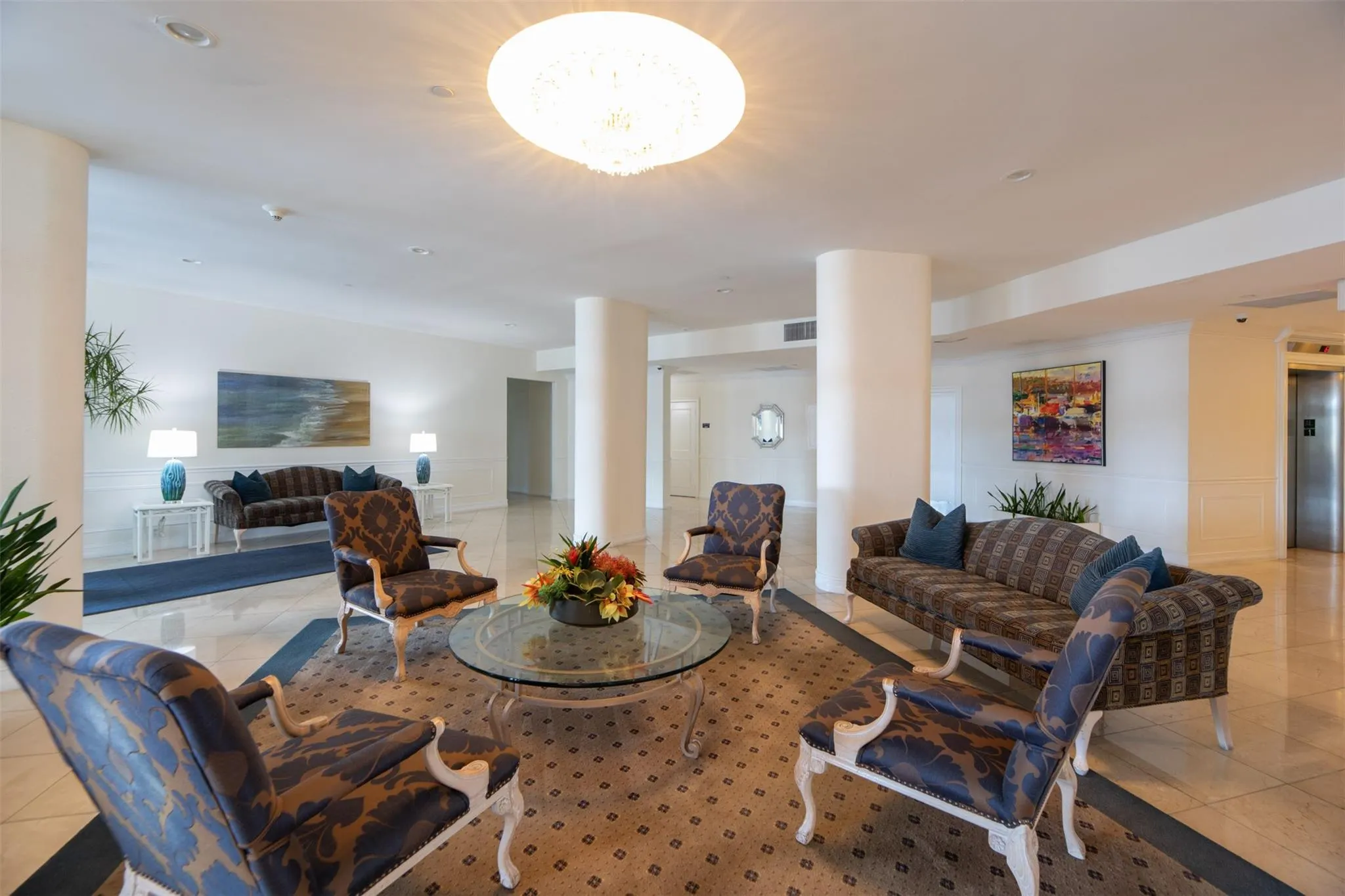 1 Las Olas Circle, #512