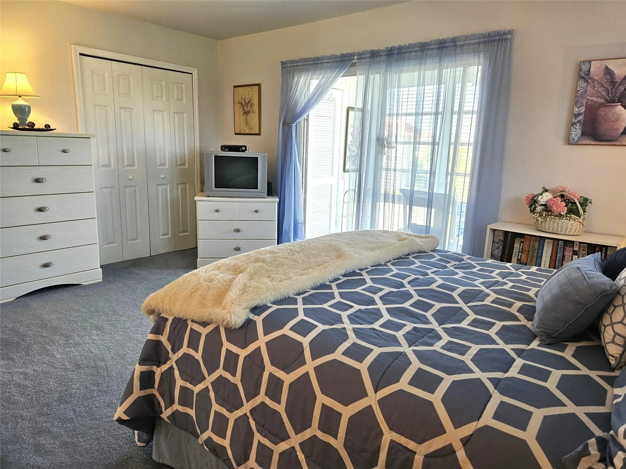 44 Woodland Dr, #205