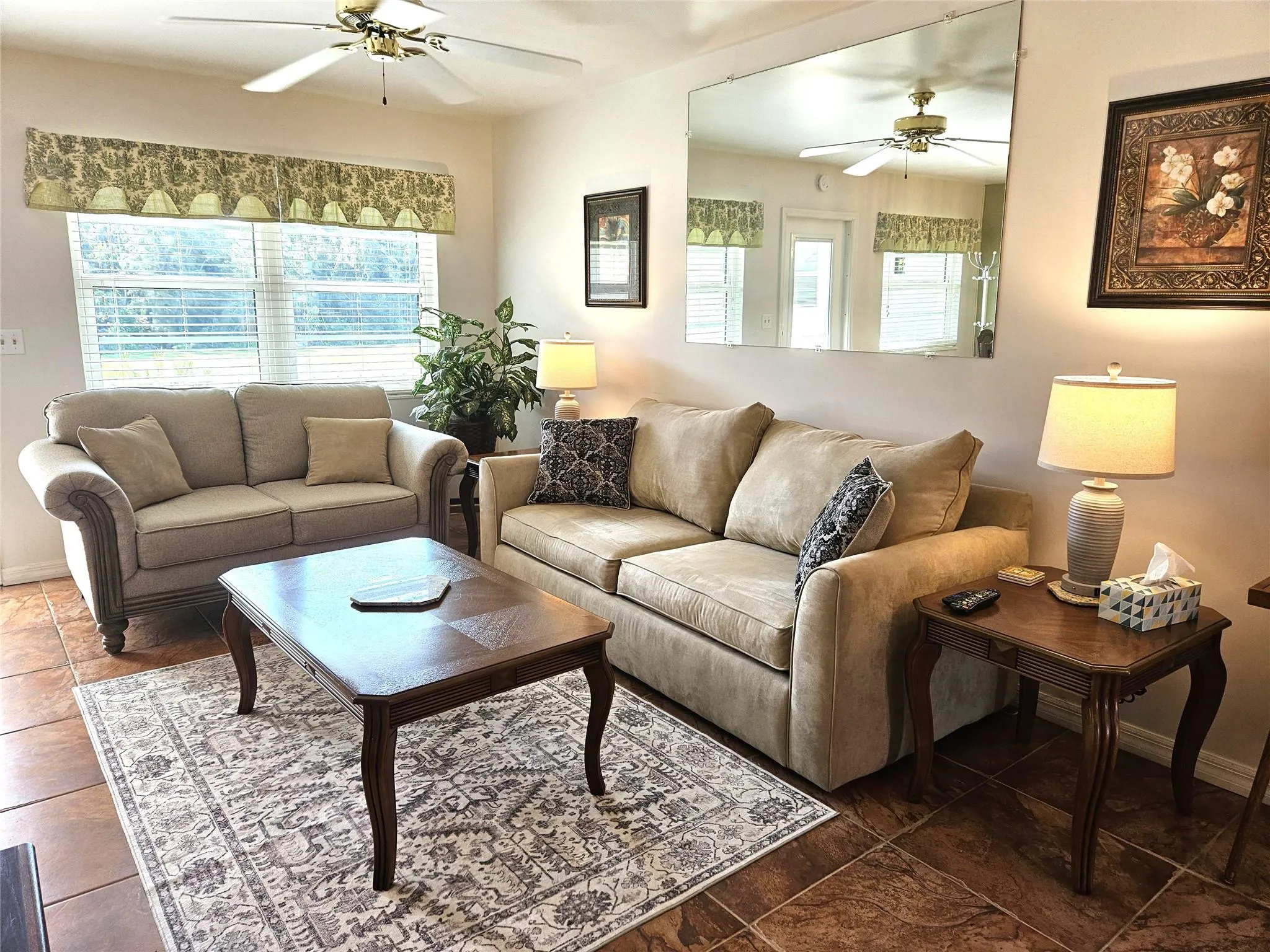 44 Woodland Dr, #205