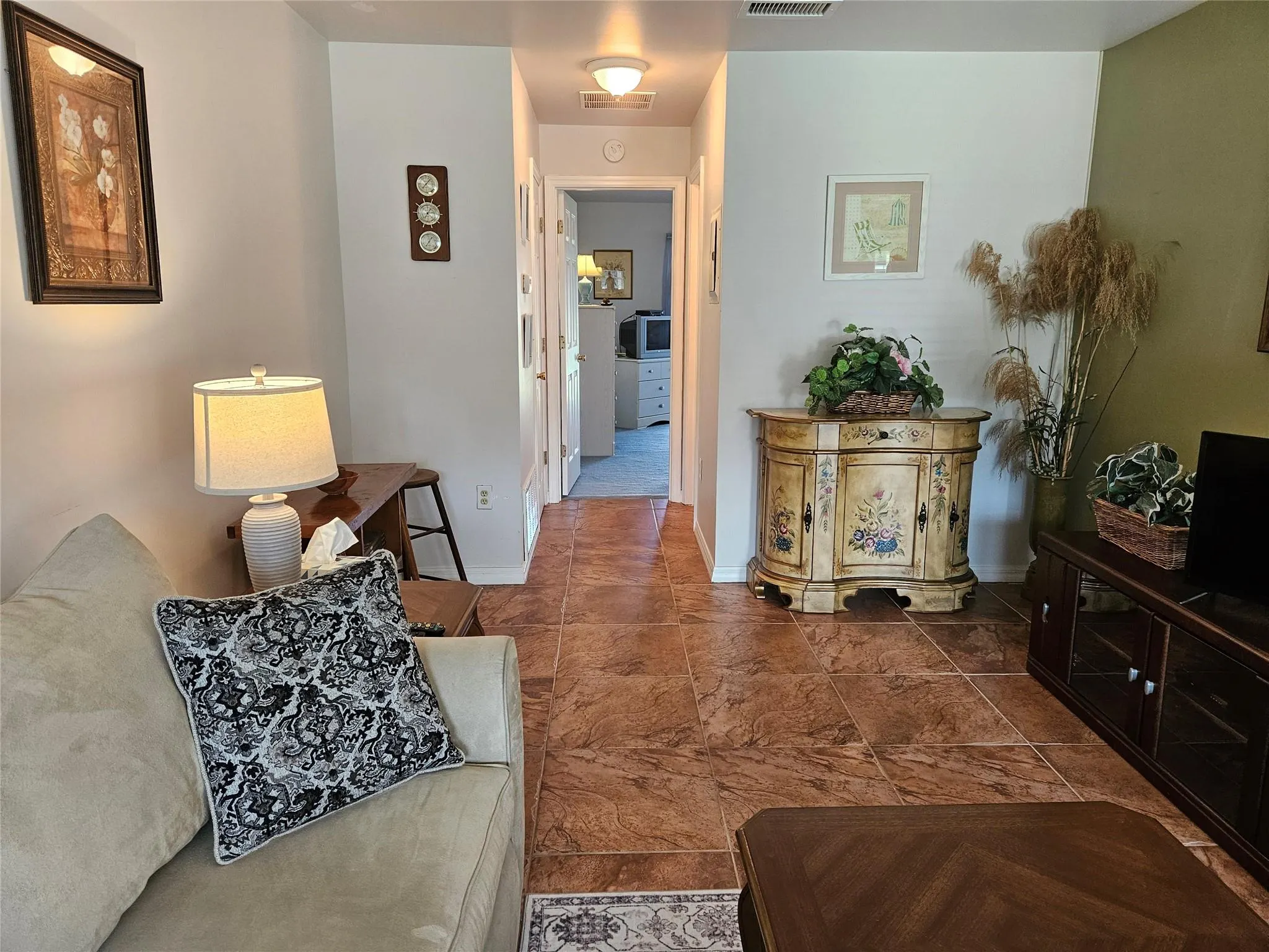 44 Woodland Dr, #205