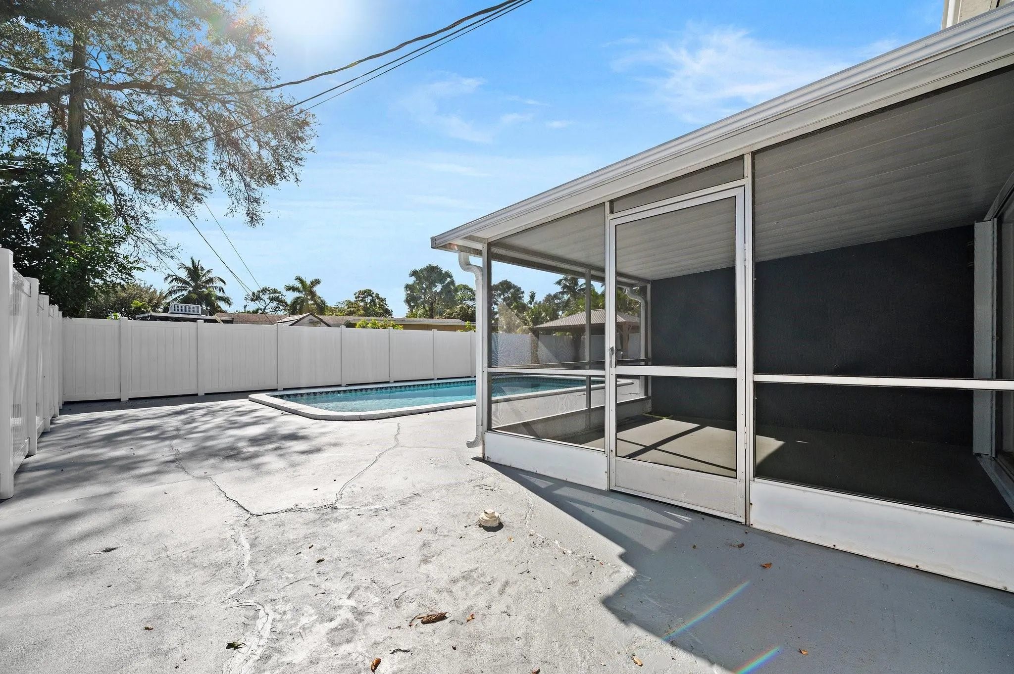 1900 SW 33rd Ave
