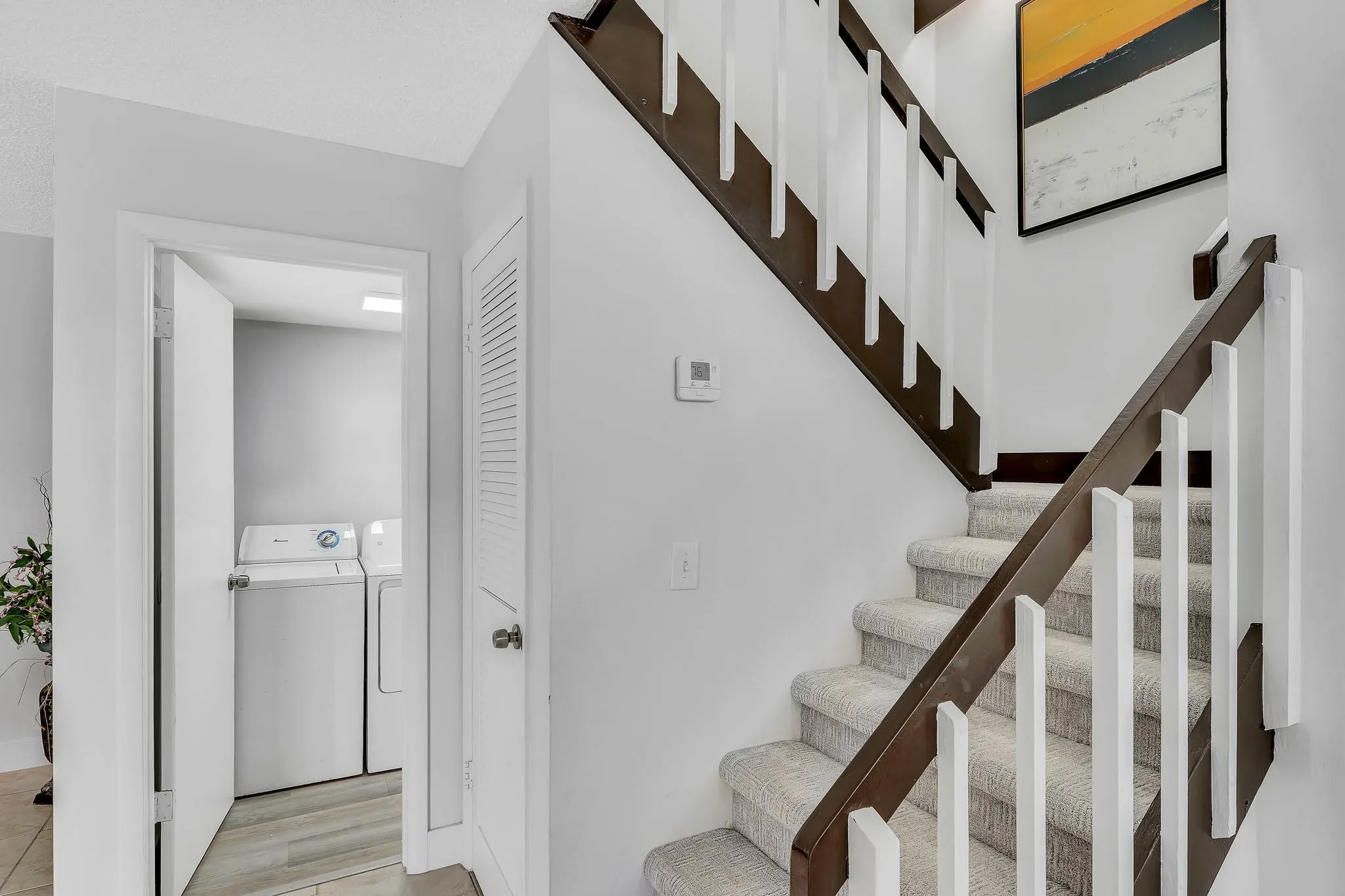 2228 White Pine Cir