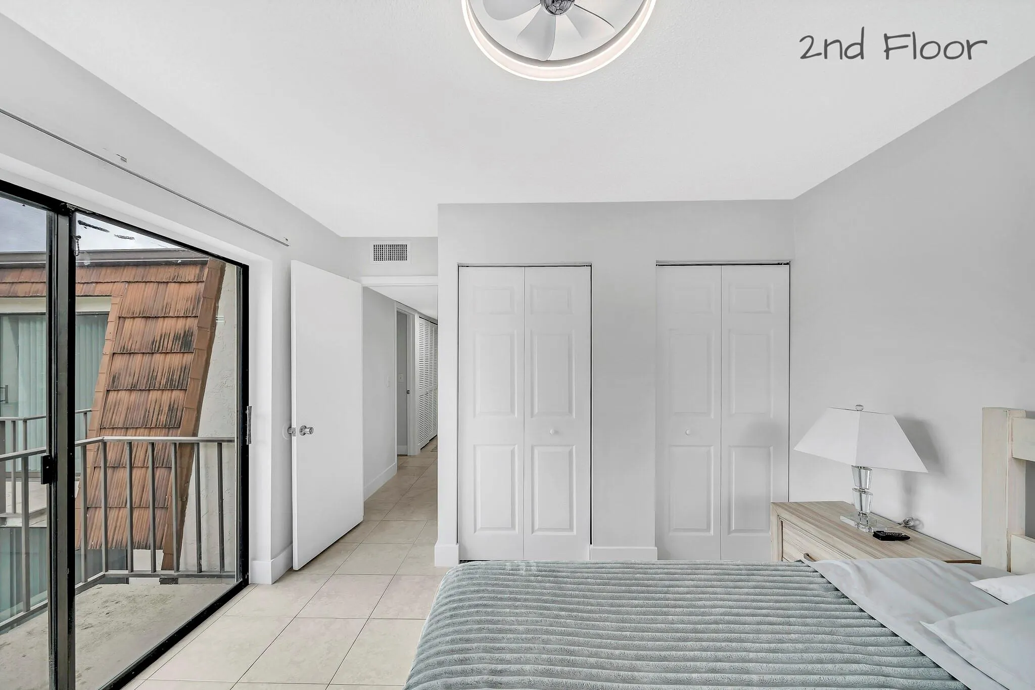 2228 White Pine Cir
