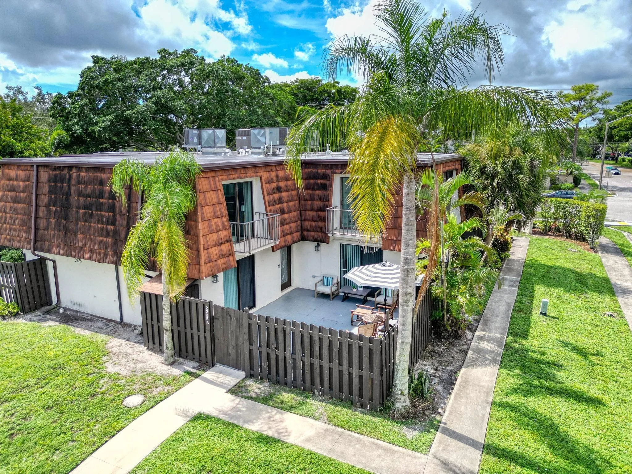 2228 White Pine Cir