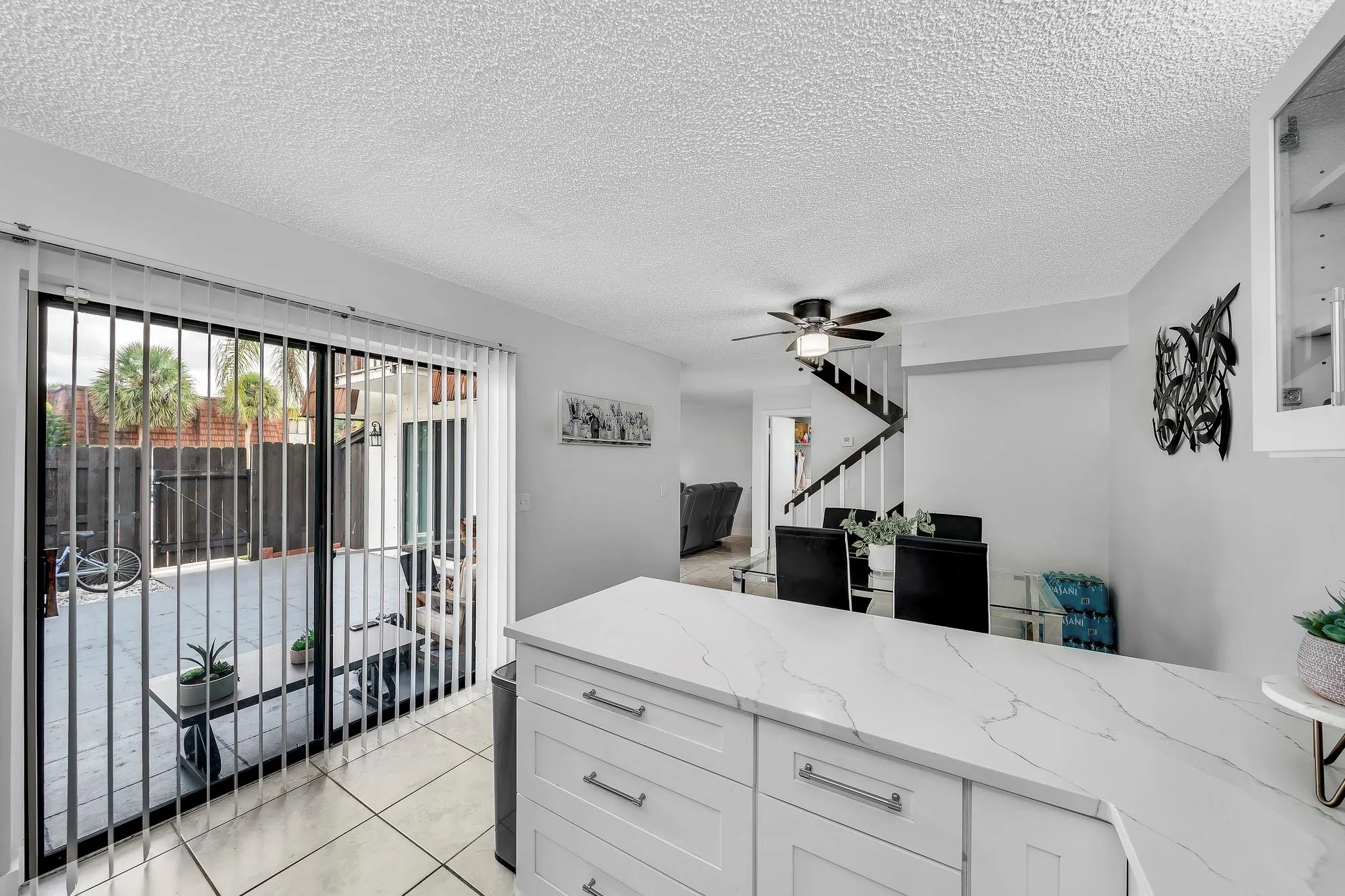2228 White Pine Cir