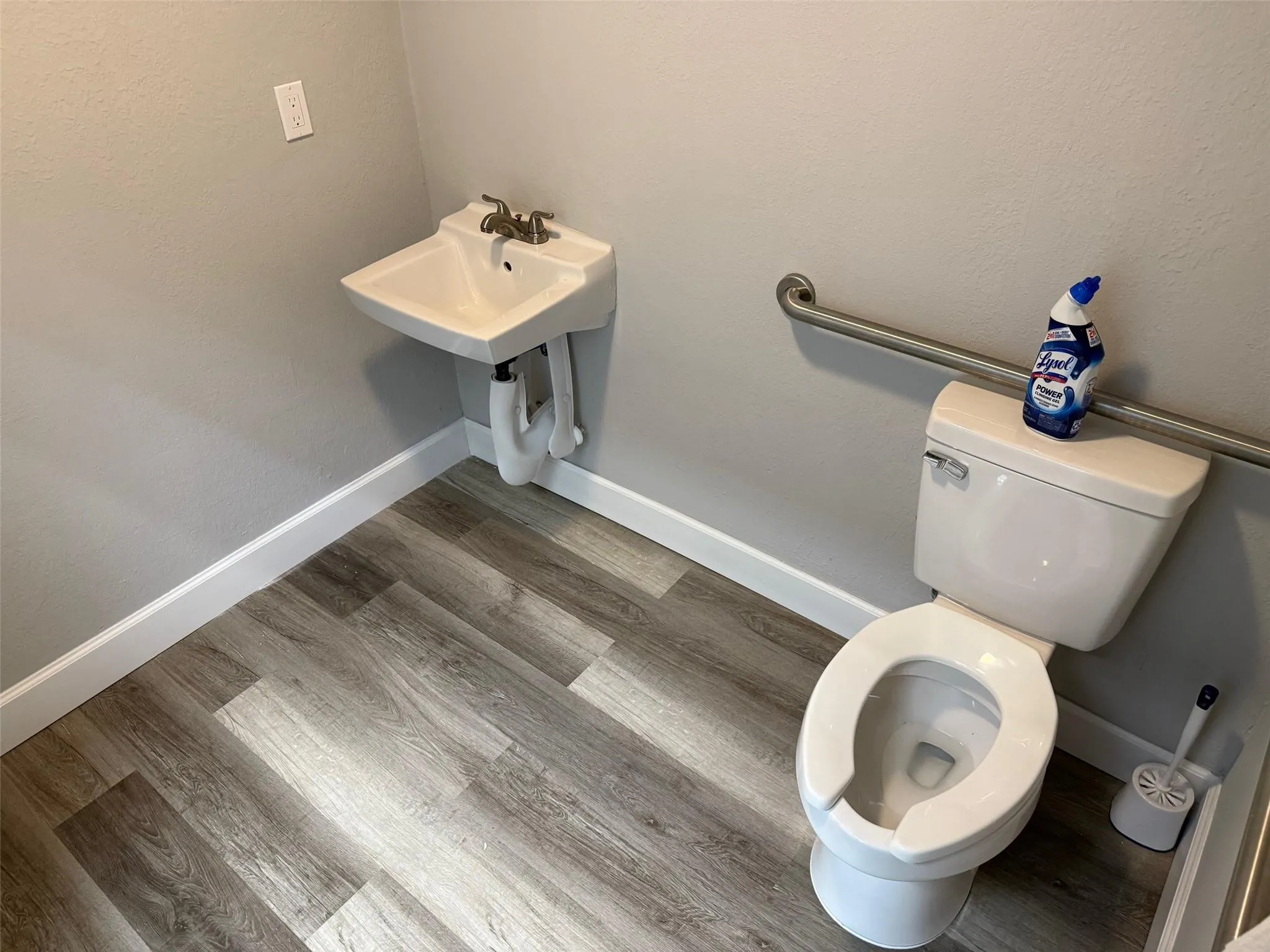 3731 Oleander, #110-111